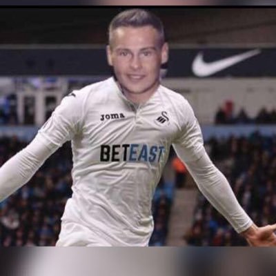 J_C4RPY's profile picture. 