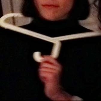 ninakmly's profile picture. comme Golman je marche seule