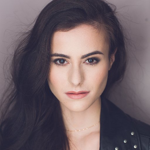 Actor, Fitness fanatic, sweat addict, & mental health advocate, soulcycle 🎬💪🎥 The 'gram: @mich_elleyoung!