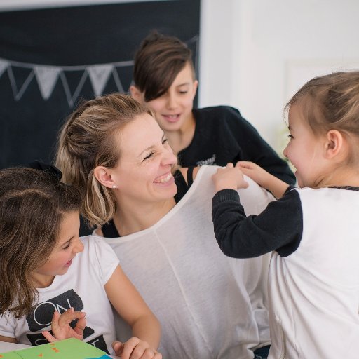 Blogueuse qui adore les idées festives pour les familles avec de jeunes enfants. #PRFriendly https://t.co/AILwr7i0GW