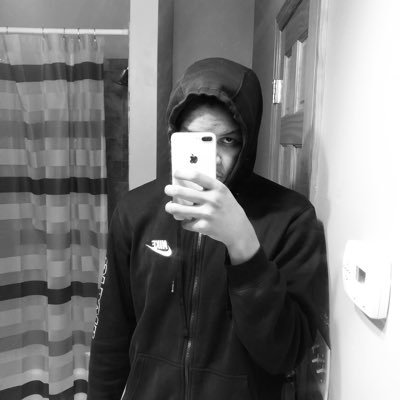 yungsabotaged's profile picture. 