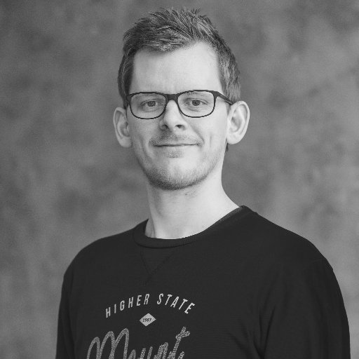 matiasvad's profile picture. Old-fashioned Front-End Developer