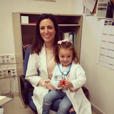 Farmacéutica Especialista en Farmacia Hospitalaria en Hospital Regional Universitario de Málaga. Mamá de dos niñas maravillosas 😍😍