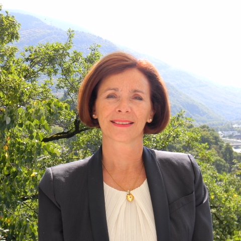 Sénatrice de la Savoie 

Conseillère départementale - Canton Albertville 1