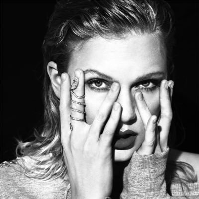 DelicateTSrep's profile picture. Reputation is out now! Proud Swiftie🌟🌟🌟