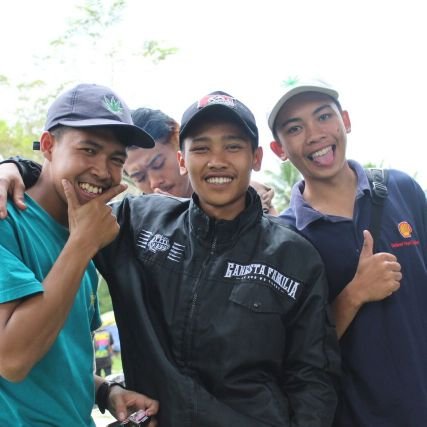 ImBack21853672's profile picture. 