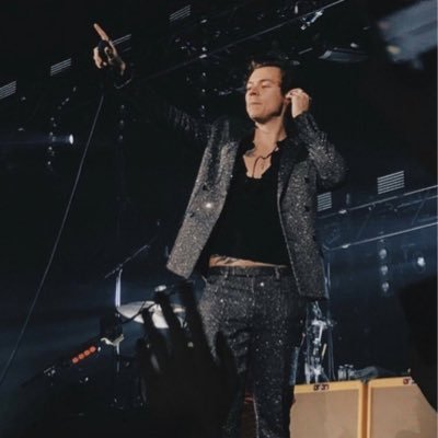 mightaswelI's profile picture. @flowerskiwi