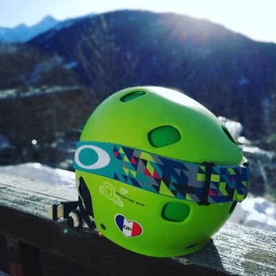 ClemLeBaroudeur's profile picture. 👨‍💻Artisan développeur.
Pour le reste ça tourne plutôt autour du sport (⚽ PSG 🏀 Orlando Magic 🏈 Buccaneers 🏉 Stade Français 🏎️ Sport Auto)