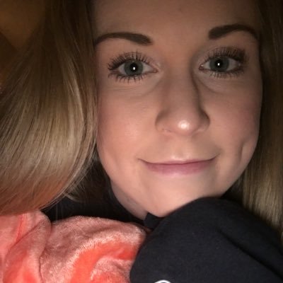 klaressa15's profile picture. 