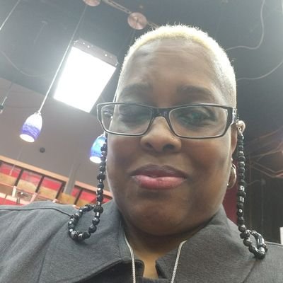 dlucious42's profile picture. 