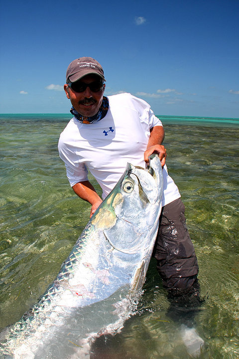 Extensive info on fishing the Florida Keys from SE Outfitters at Hawks Cay. Book a fishing trip with one of our professional guides, call 1-877-FISH-305.