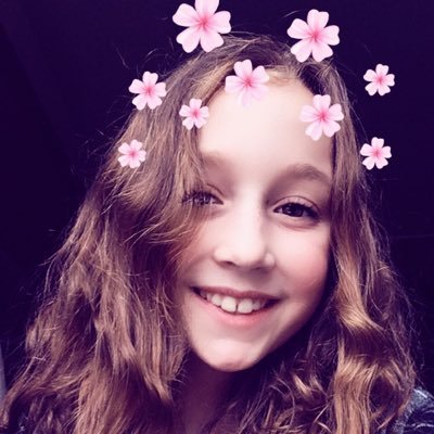 011_Niamh's profile picture. 💗🍯🏁