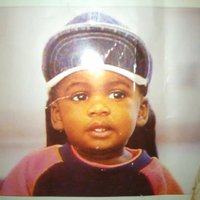3️⃣ (@terencedavisjr) 's Twitter Profile