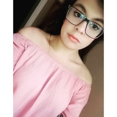 Gaby5Macias's profile picture. ¿Amor? ¿Qué es eso? 
Creó que es el sentimiento que me causa alergia
#HospitalidadTuristica
#JustinBieber