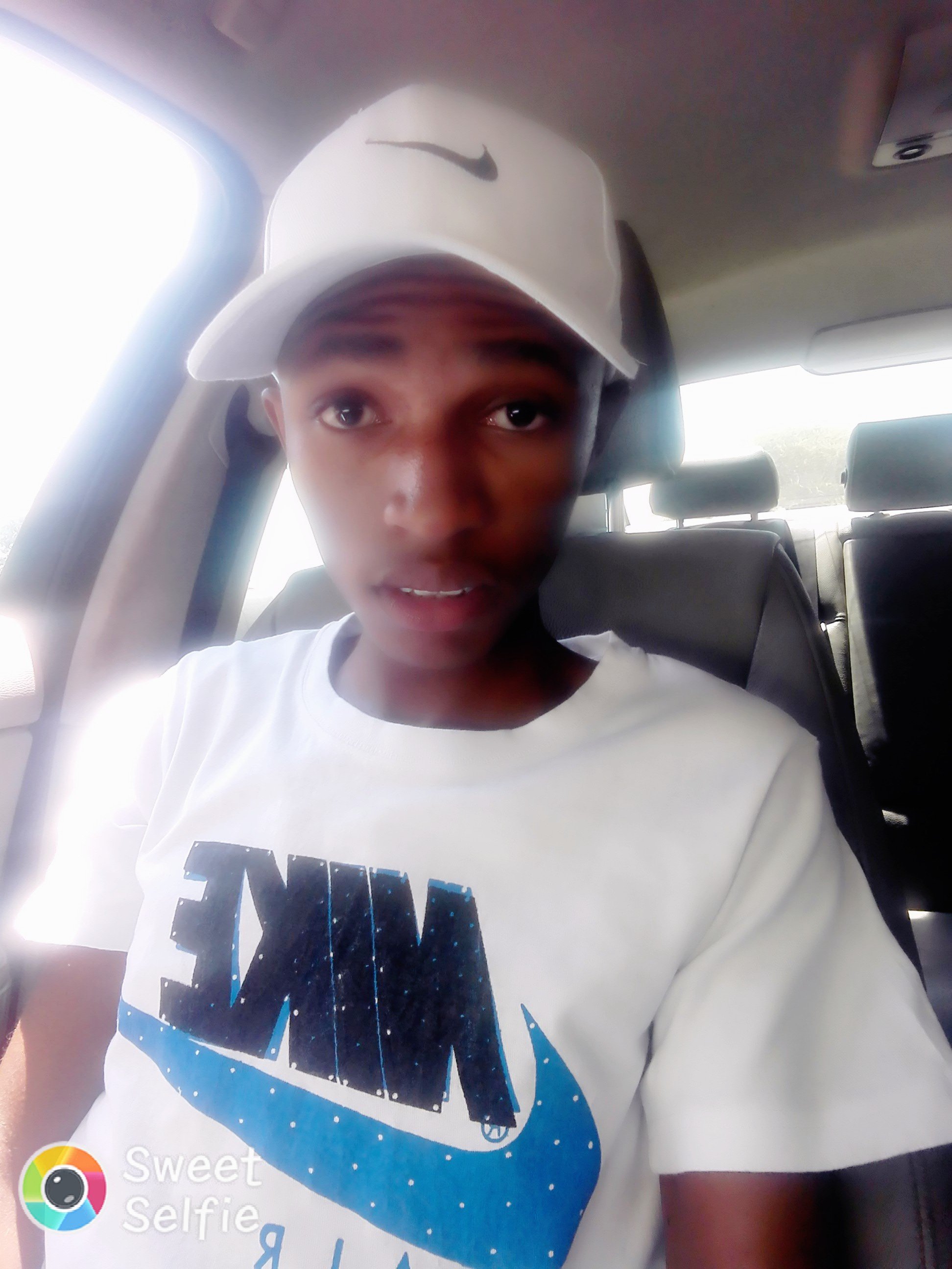 YoungFoxIsTheNa's profile picture. Rapper l Producer l Song writer signed under Digital Lingo Records
Bookings: +26774138005 (selekajoel@gmail.com)