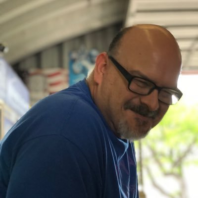 Dialecticsoup's profile picture. South Texan. Worker bee. Giants fan. Not a fish.