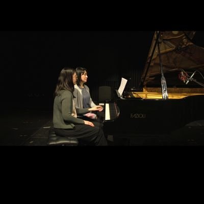 piano duo @k_halsall @Fumikomiyachi #4hands #fingersonfire 🎹🎹 #UpDownTopBottomStrangeCharm on BRC | NMC 