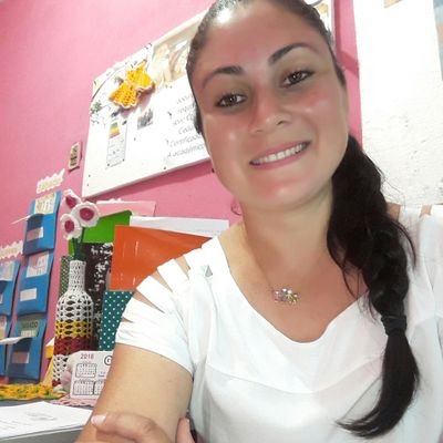 Un descubrimiento consiste en mirar lo mismo que todo el mundo y pensar algo diferente.