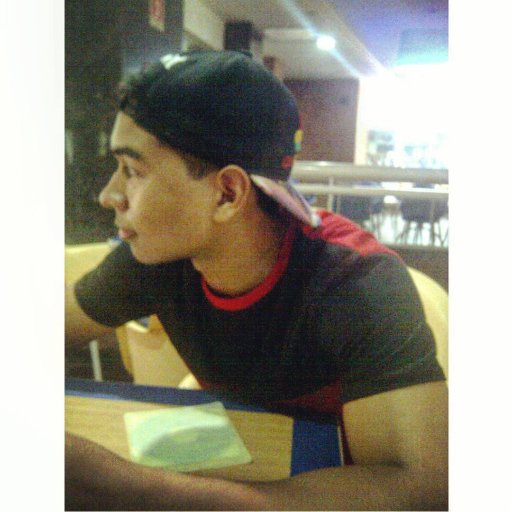 Jesus Salazar |Venezolano | 16 años | Estudiante | Street Workout | Parkour | Freerunning | Fotografía.