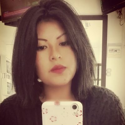 Yaquelinne8's profile picture. 