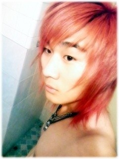 limhwaseop's profile picture. 트윗 분들의 유익한 정보를 듣고싶습니다.