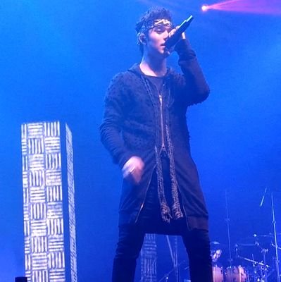 28.05.17 ❤️
25.02.18 ❤️
01.03.18 ❤️...
Son esas ganas de sentirte cerca, al pronunciar tu nombre...
Cada segundo que no estás conmigo es una eternidad 🎶