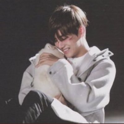 tae_bts123's profile picture. もはや初恋