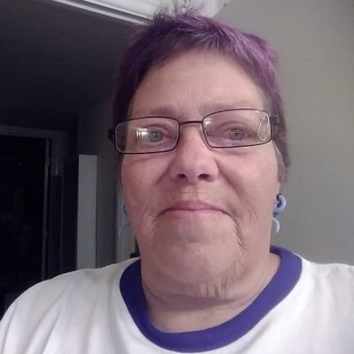 Elena54936429's profile picture. I am a bead artist. I love spending time with my cat, reading hairy scary books and watching bloody, scary, jump out your skin type movies.