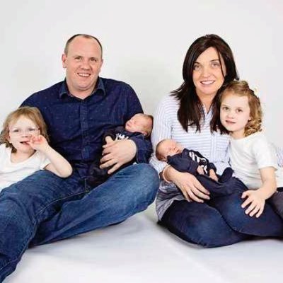 Husband to Karen, Dad to Abbie, Emily and twins Seth & Jacob. Former @PortadownFC Footballer. Testicular Cancer Survivor!!!!