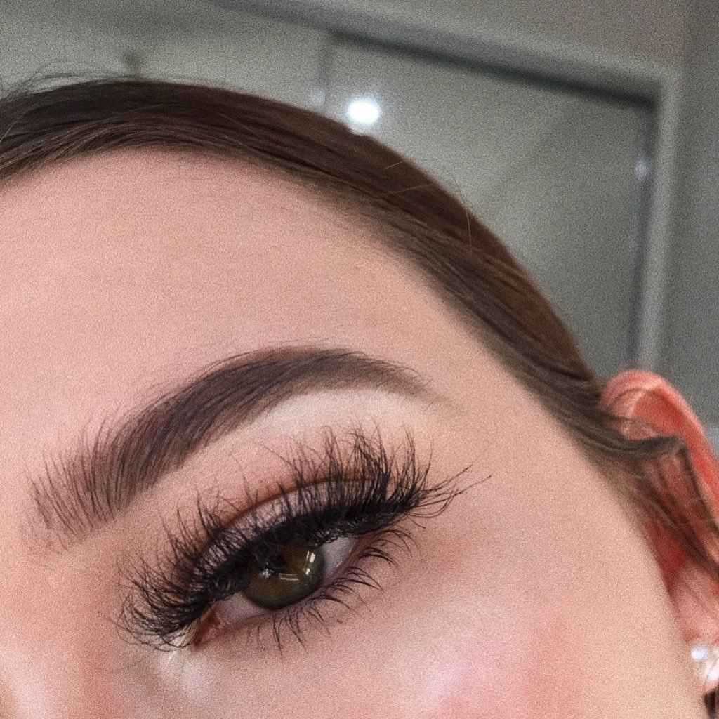 tiffanyfrbes's profile picture. makeup n bitches