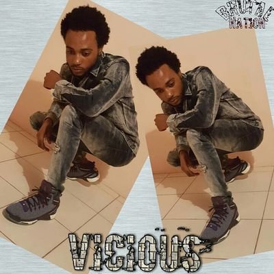 Recording Danchall/Reggae artist and song writer..
🇯🇲
Email...@viciousMuzik1
Facebook....@viciousmuzik
Instagram.....@viciousmuzik
