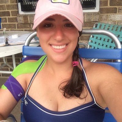 elizabethannh_'s profile picture. student, swimmer, and water polo player. life is what you make of it ❤️