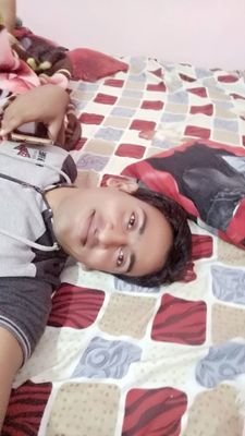 RaviSinghAshish's profile picture. I Like to do some thing different..