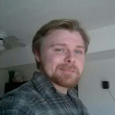 LoneWolfElectro's profile picture. 26 year old Canadian entrepreneur