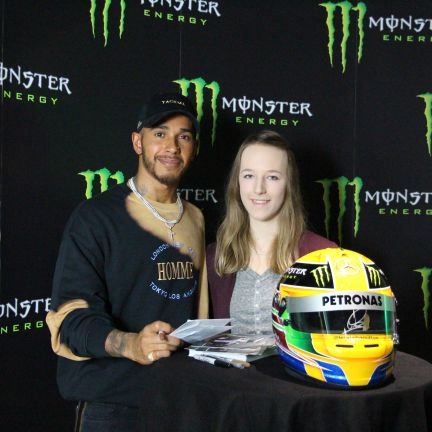 teamlh44germany's profile picture. Massive fan of Sir @LewisHamilton from Germany 😊 #TeamLH till the day I die ❤ We win and lose together 🙏 Mercedes (15-04-18) and Lewis (23-11-17) follow 😻💫