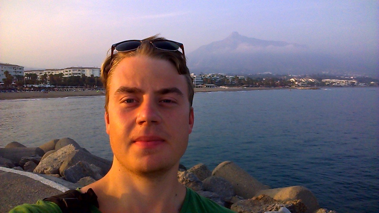 igolonom's profile picture. 