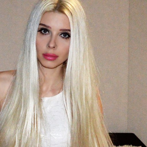 QueFaltaChica's profile picture. Вам не вынести правды!!