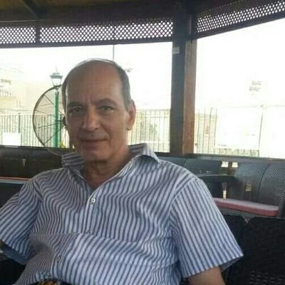 اﻻفضل قادم وان كان الحاضر مر والعبد ﻻ قيمة له فعيش حياتك حر
