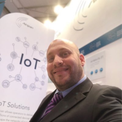 VP sales at Airspan. Love and passion with our technology