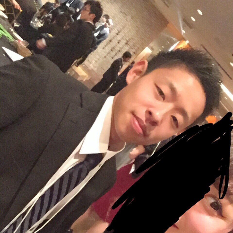 毎日遅くまで残業、休日出勤は当たり前。 それなのにもらえる給料は少ない。 そんなのおかしくないですか?! それなら僕は《好きな時に稼げて》《自由な時間》を増やした方がいいと思ってます! 僕は今そうゆう『環境』にいます!この話を聞いて、少しでも【興味】を持っていただけたならまずは気軽に【連絡】ください!