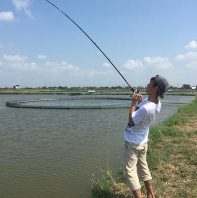 ほとんど釣り関係😁夏は釣り(シーバスハマり中)。冬はスノーボーダー。動物好き。アウトドア。ダーツ。釣り、猫、リクガメ、クレステッドゲッコー、ミヤコヒキガエル飼ってます🐈⬛