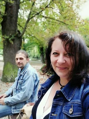 mnd_magicbook's profile picture. We make book sculptures on an individual order for any occasion. Did you feel anything? Find us. There is no impossible wish for us.😉