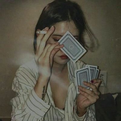 ‏‏يبدو التفاؤُل أحياناً مثيراً للسُّخرية.