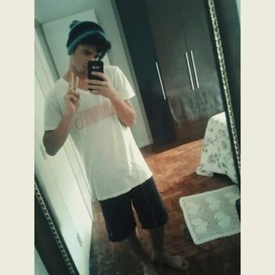 Leaozinho105's profile picture. 61 981234432, canceriano,17 anos, botafoguense, solteiro..! ✌😛❤♋🔱