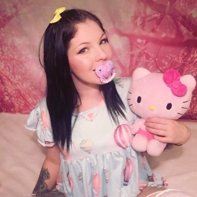 ♋️🎀26yo baby brat🎀♋️ 🖤Taken by my PAPA🖤 🍼DDLG/ABDL🍼 🔞18+ ONLY!!