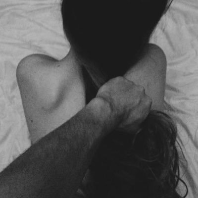 Bem vindos a conta mais sexual do twitter 🔥
Aceitamos nudes sigilo total