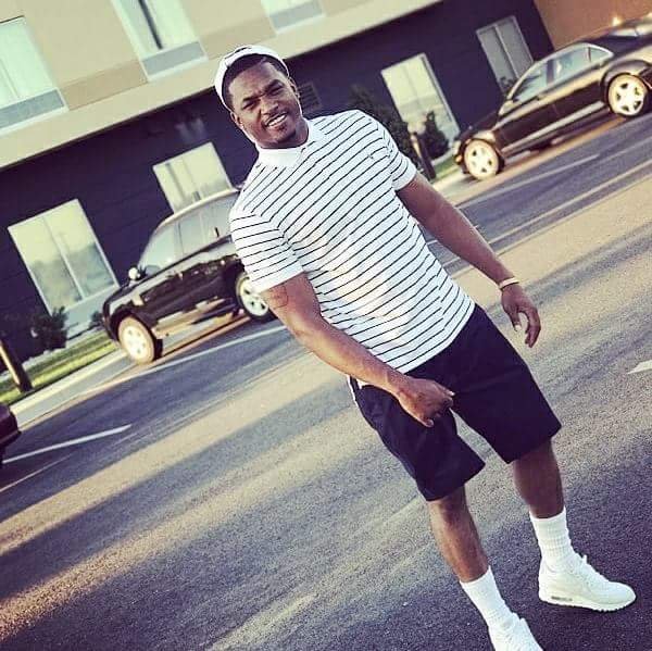 Cool ahh Dude, i Got Sum Thuggish Ways But I Promise Im Still A Gentleman !
