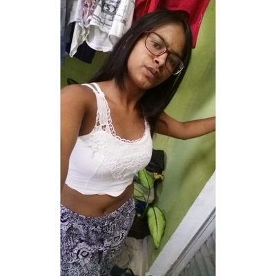 LucivniaDaSilv1's profile picture. 15 aninhos 
leonina♌

proucure smp sorrir e meia as trevas ⚭