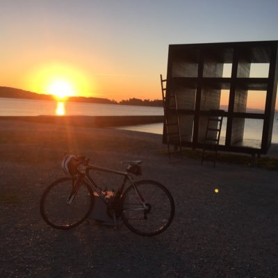 気の向くままに、ふら〜っと一人旅. 7月から、キャンプしながら自転車で北海道から沖縄まで日本縦断.  美味いご飯と綺麗な景色を写真に収めたい📸   誰でも気軽にフォローお願いします✨