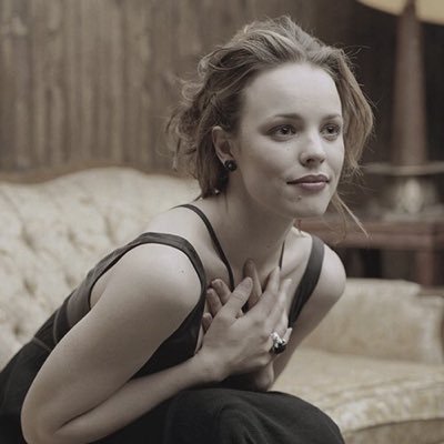 threadsreturn's profile picture. ❝I'll paint my spirit gold, keep my heart slow.❞ | IMMORTAL WIFE OF DIONYSUS. | GODDESS OF LABYRINTHS AND PATHS. | #PATAKA.